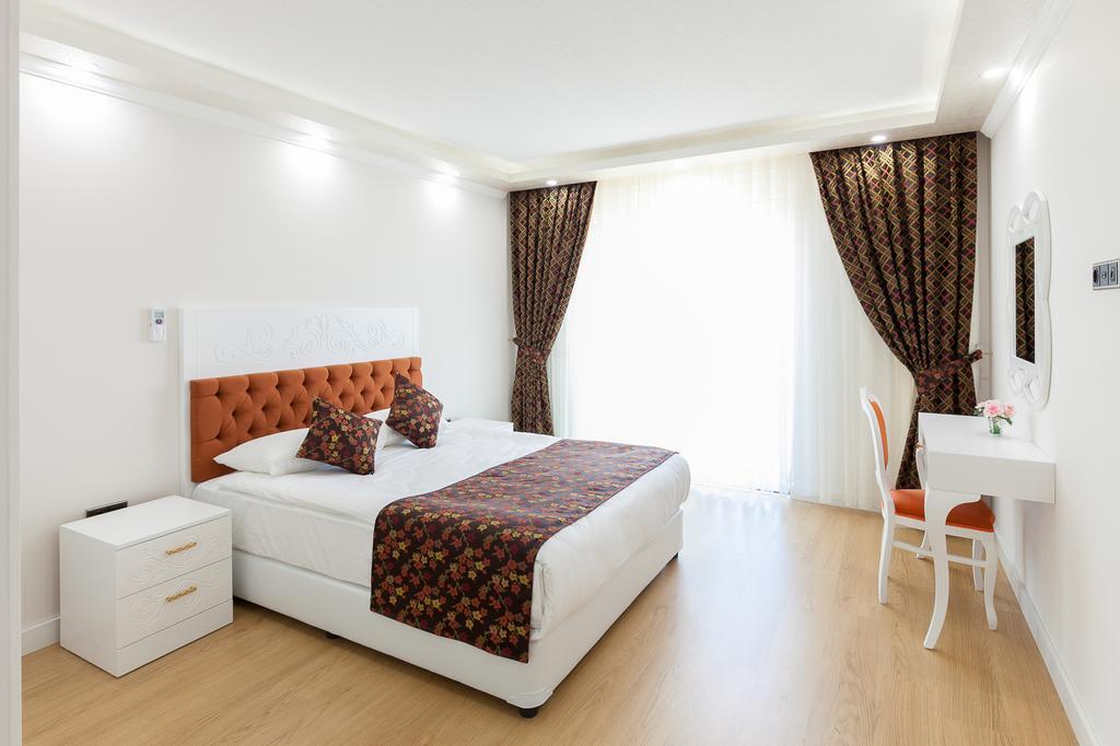 Melda Palace Antalya Rum bild
