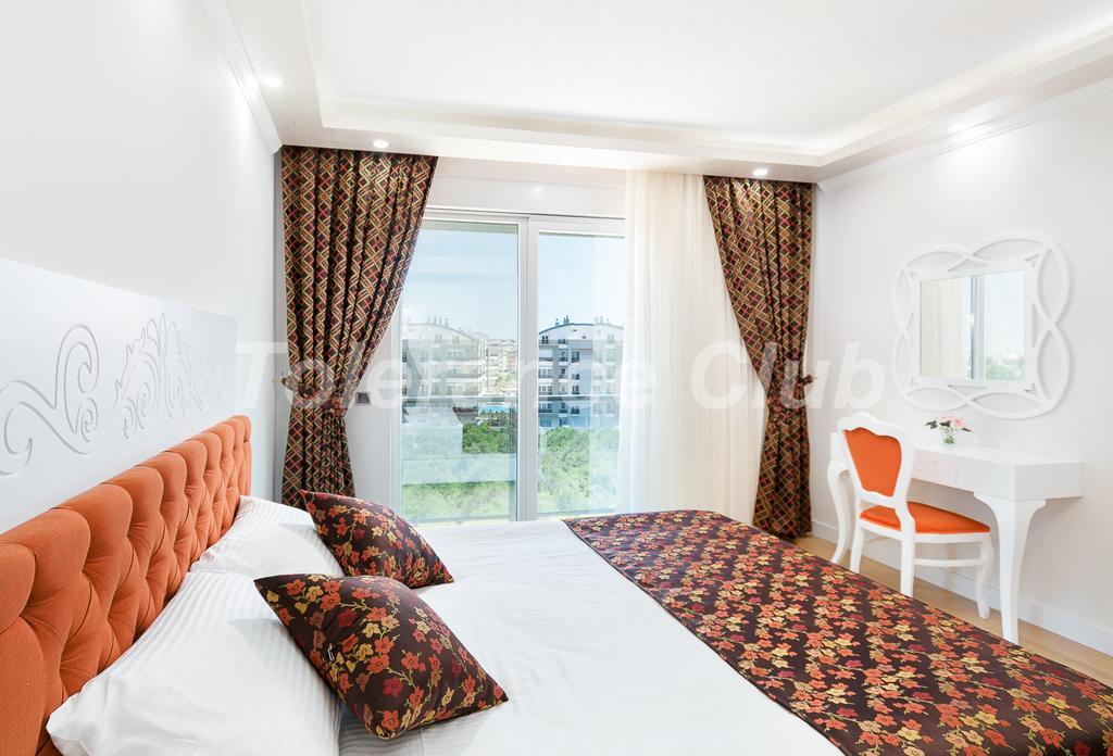 Melda Palace Antalya Rum bild